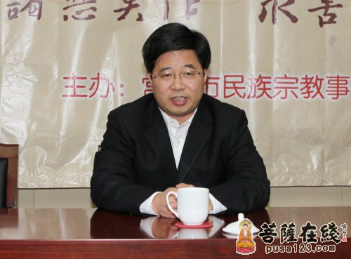 常州市副市长方国强慰问民宗局干部职工