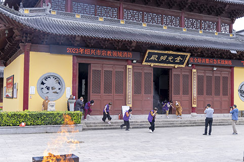 8U5A5008.jpg