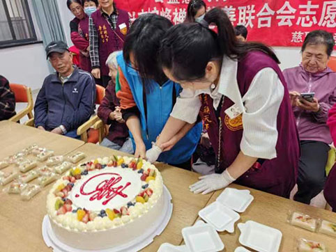 慈爱�?.jpg 慈爱�?.jpg