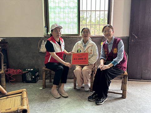 王同�?-4.jpg 王同�?-4.jpg