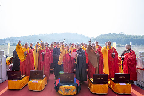 d4c1b8a38ce32fe78d7af5f1f6e1d323.jpg d4c1b8a38ce32fe78d7af5f1f6e1d323.jpg